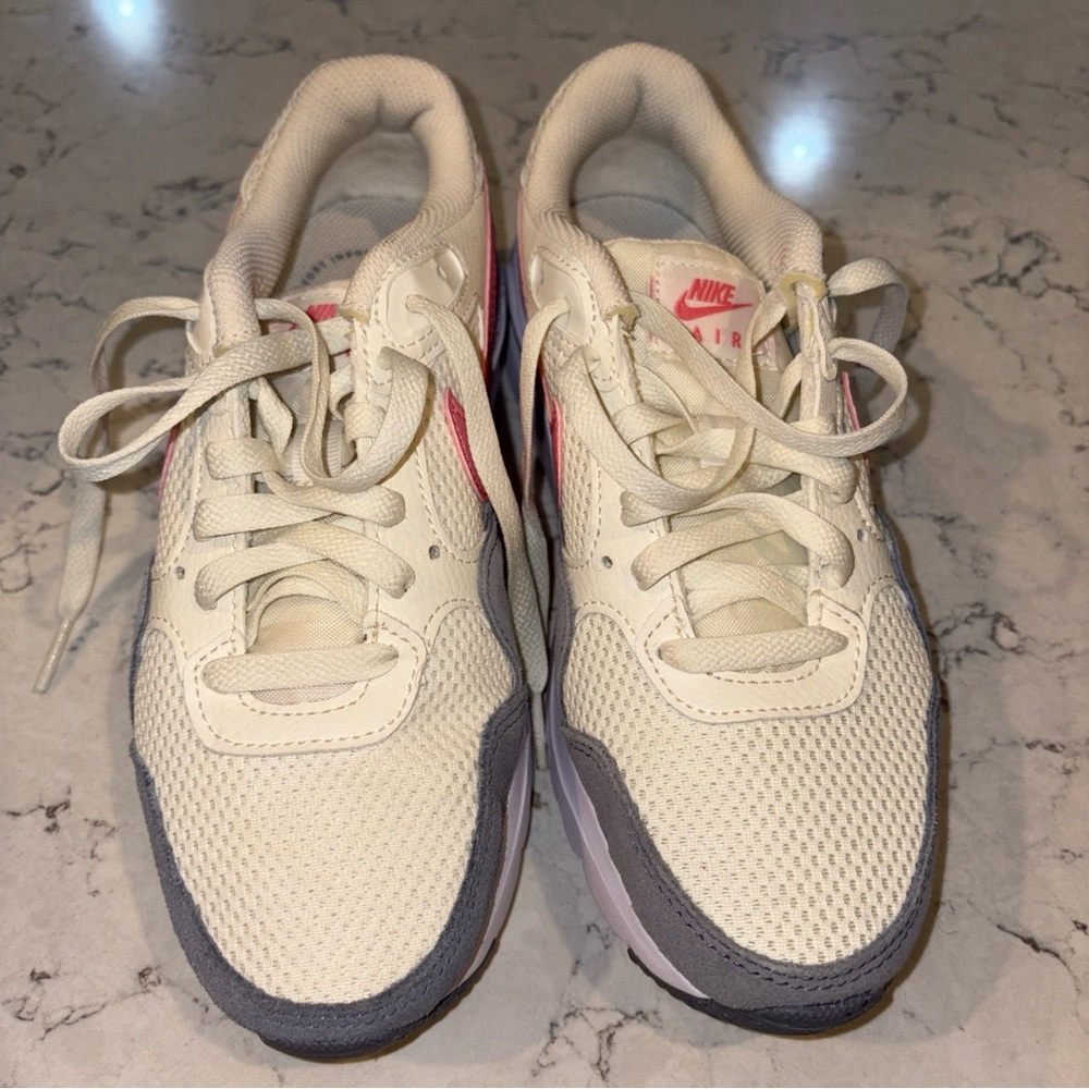 Nike Air‎ Max Sail Coral Sneakers in Cream, Pink, and Gray size 6 - Picture 4 of 8